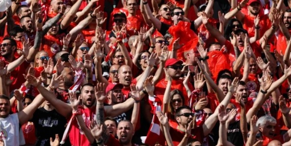 Дисциплинарната комисия към БФС наказа тежко ЦСКА Червените бяха глобени